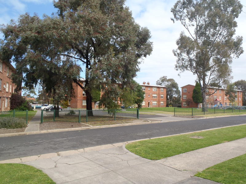 Newlands Estate Coburg North (12)