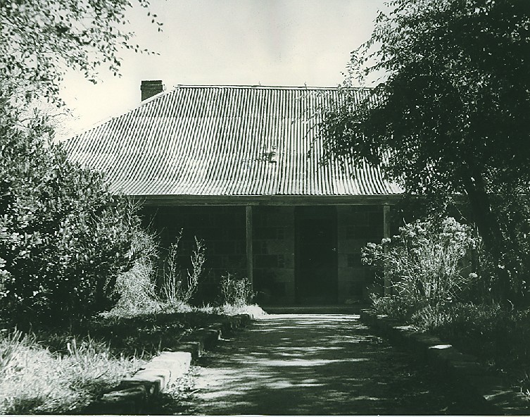 B2027 Old Anglican Rectory