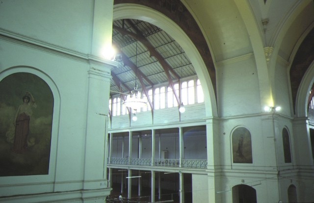 REB Interior 1.jpg