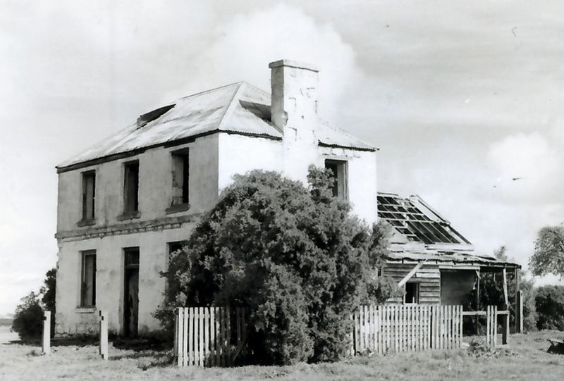 B2141 Woodbine Homestead