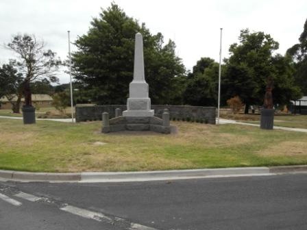 Kilmore war memorial.jpg