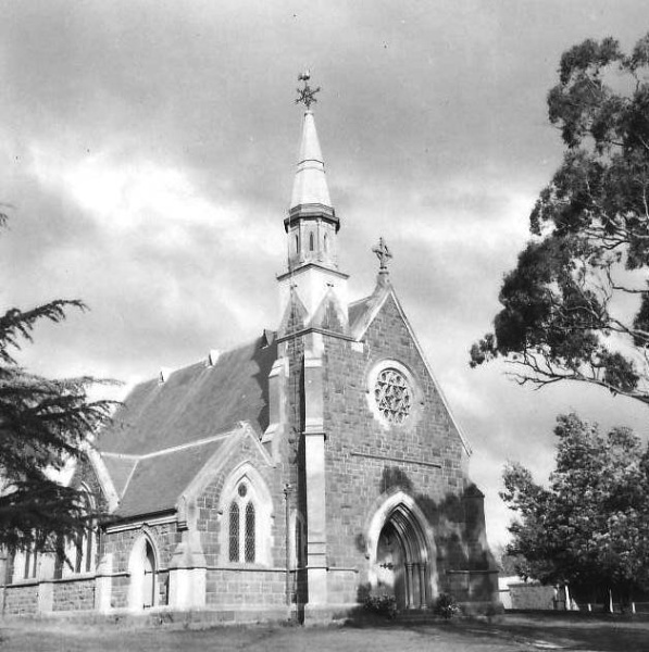 B1287 Malmsbury church