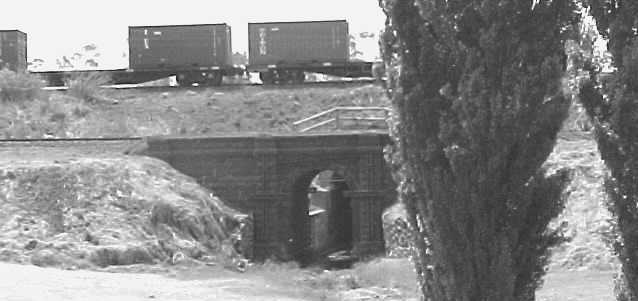 Site 027 - Black Arch Rail bridge (2).jpg
