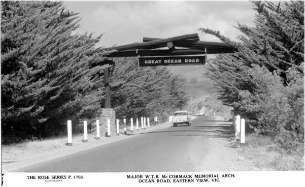 14228_Great_Ocean_Road_Memorial Arch c 1950.jpg