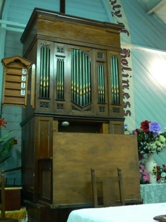 B6362 Fincham Organ