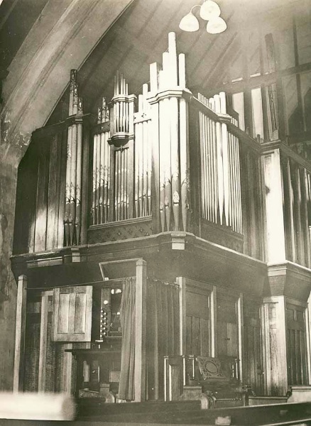 B3402 Fincham Organ