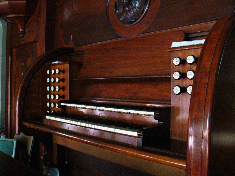 B4605 Fincham &amp; Hobday Organ