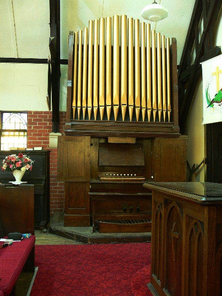 B7365 Hughesdale Uniting Church Organ