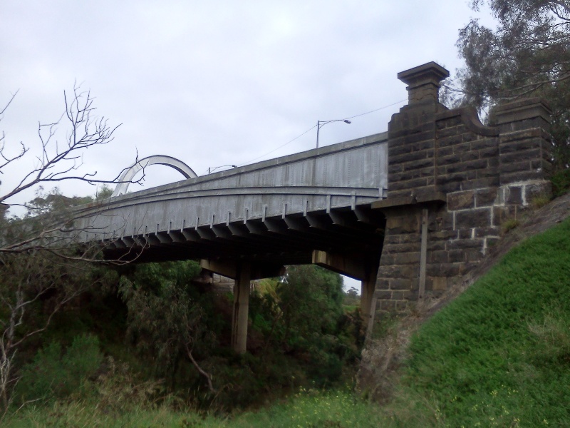 B1836 Iron Bridge Keilor 2012
