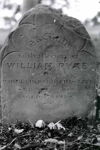 B3742 William Pyke's Grave