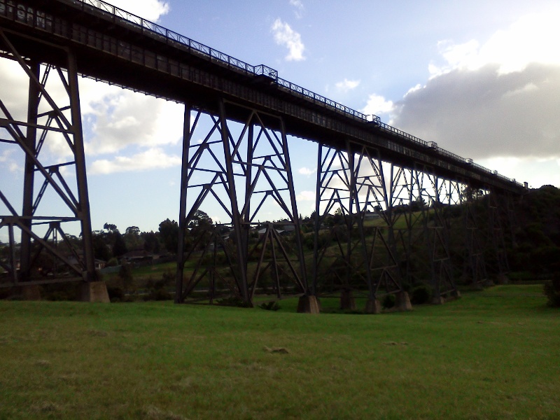 B5206 Moonee Ponds Creek viaduct