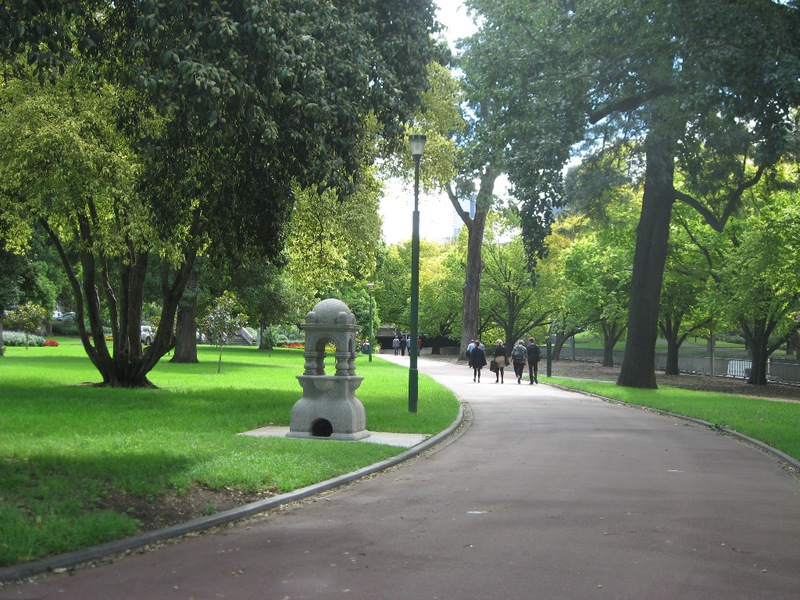 Domain drinking fountain Queen Victoria Gardens.JPG