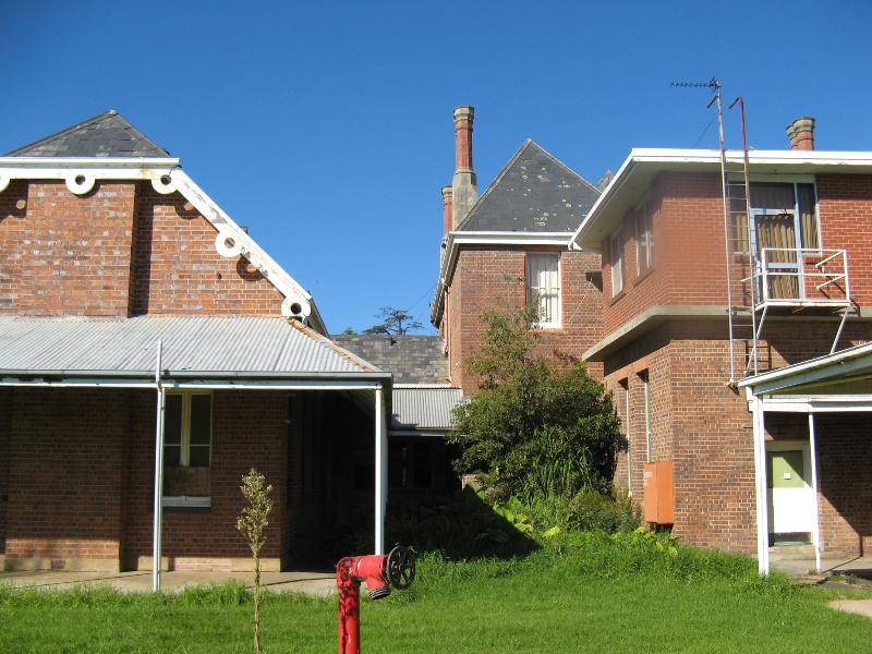 Bairnsdale Hospital rear of north and central wings showing later additions