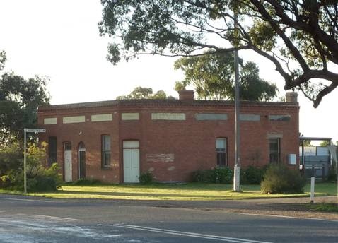 Former Royal Hotel, south and west elevations viewed from the Loddon Valley Highway