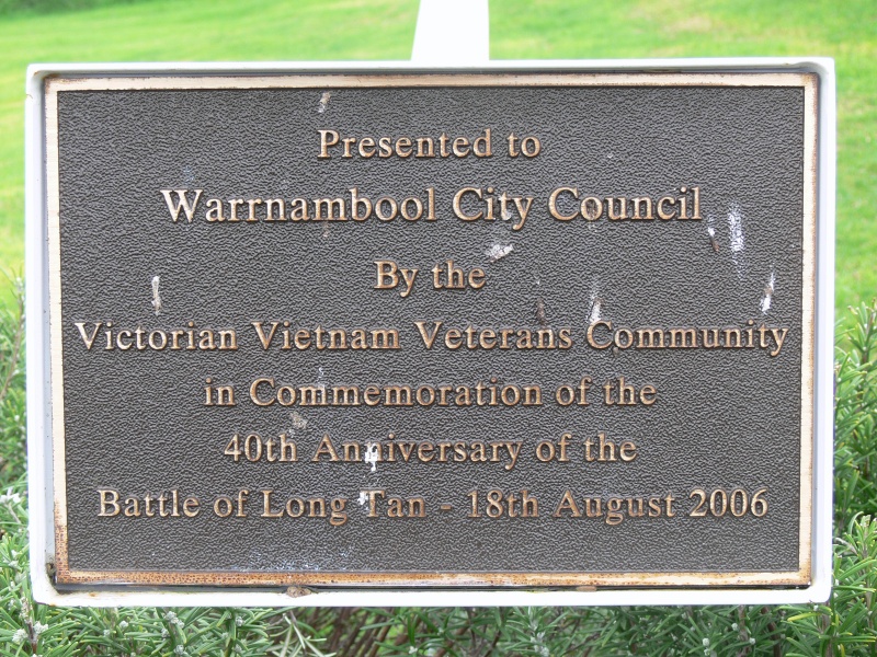 Vietnam Memorial Warrnambool.jpg