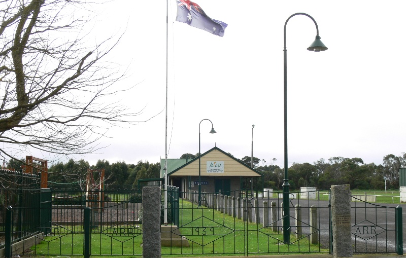 Allansford Memorial Pavilion and Gateway 3.jpg