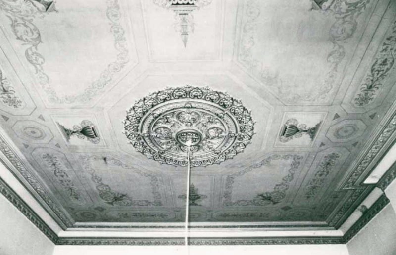 B4358 Ceiling Detail