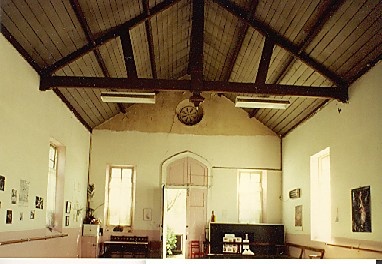 B4268 Frmr Gaelic Church Interior