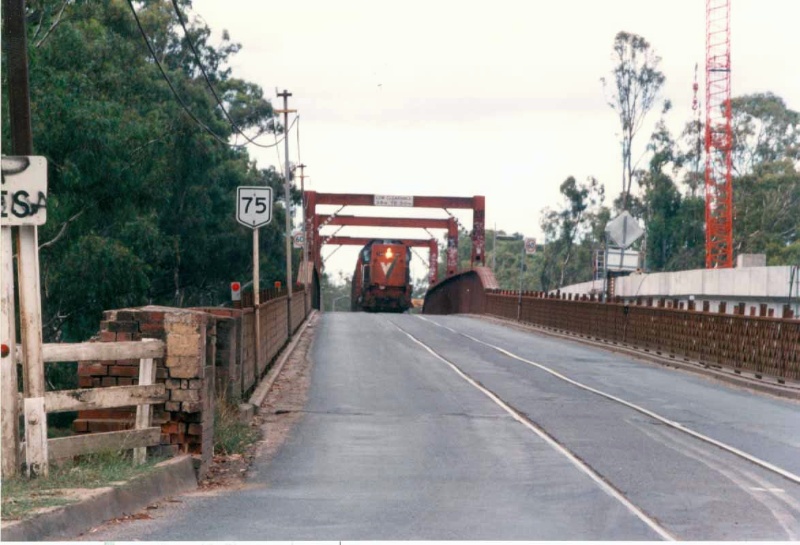 B7302 Echuca Bridge south (Vic) end