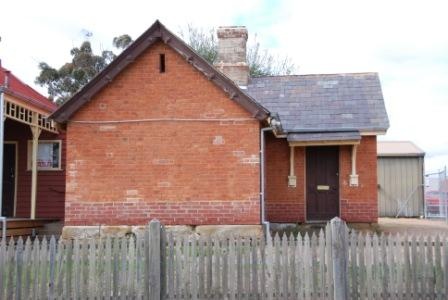 B3171 Caretaker's Cottage - Camp Hill Oval