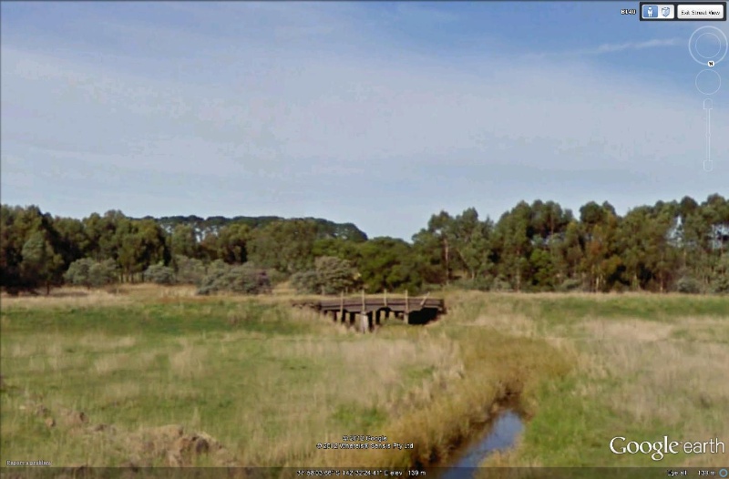 B7057 Burchett Creek Bridge (Google Earth image)