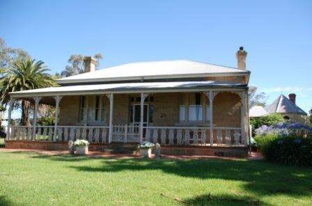 B2397 Adelaide Vale Homestead &amp; Outbuildings