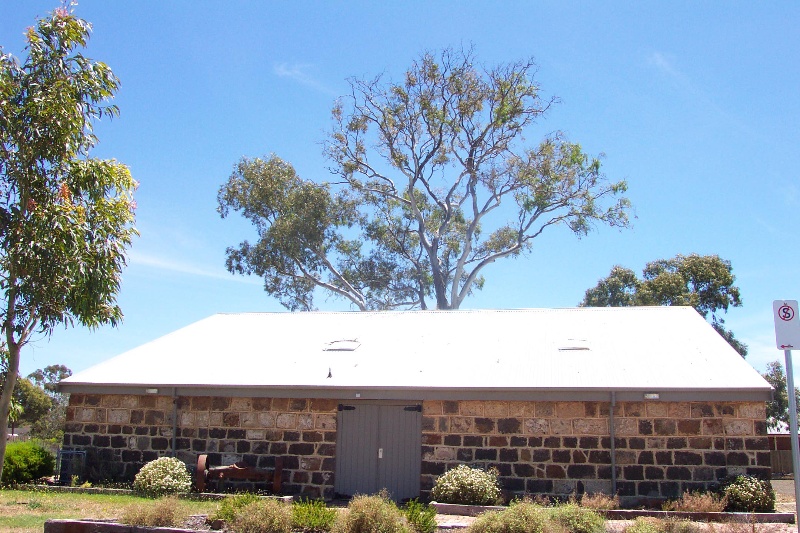 Darlingsford Barn