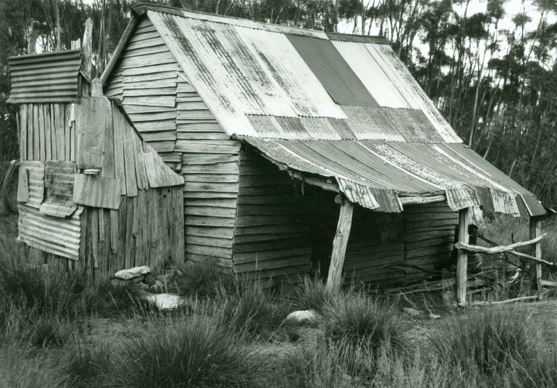 B6018 Westons Hut