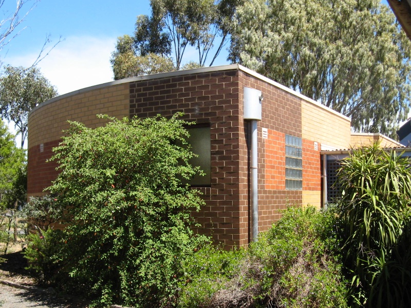 Former Mowbrary College toilet block