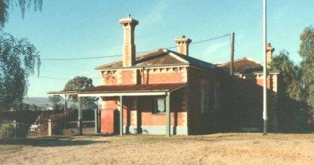 B6919 Talbot Railway Station