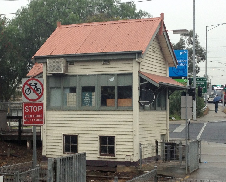 Gardiner railway signal box