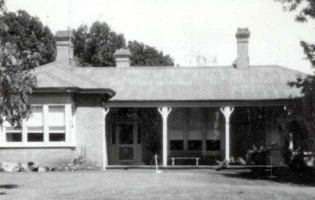 B1440 Mount Napier Homestead