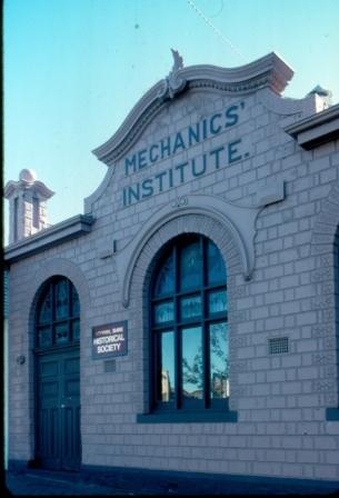 B4999 Mechanics' Institute