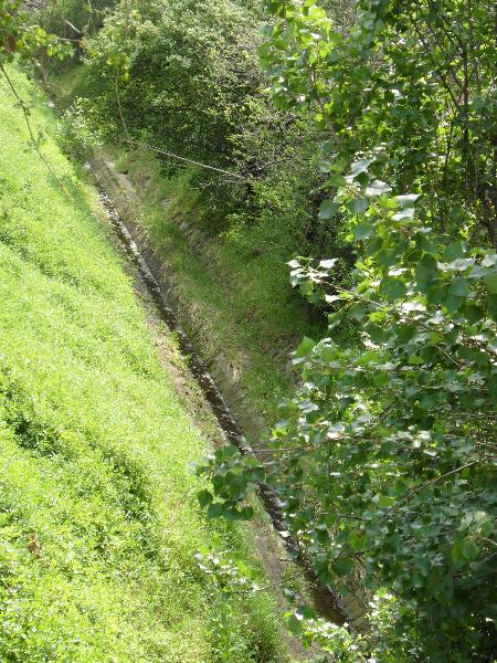 Pascoe Vale Rd creek bed.JPG