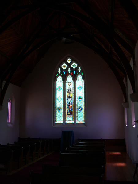 Dunolly St John's interior west