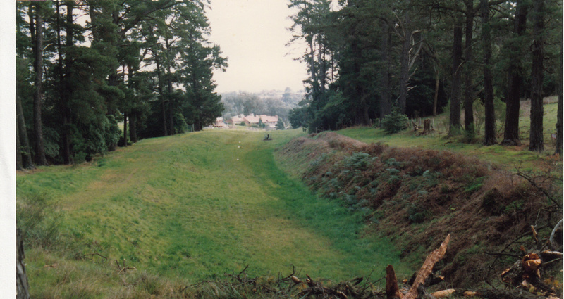 2 - Maroondah Aqueduct Kangaroo Ground Eltham - Shire of Eltham Heritage Study 1992 - Colour 12