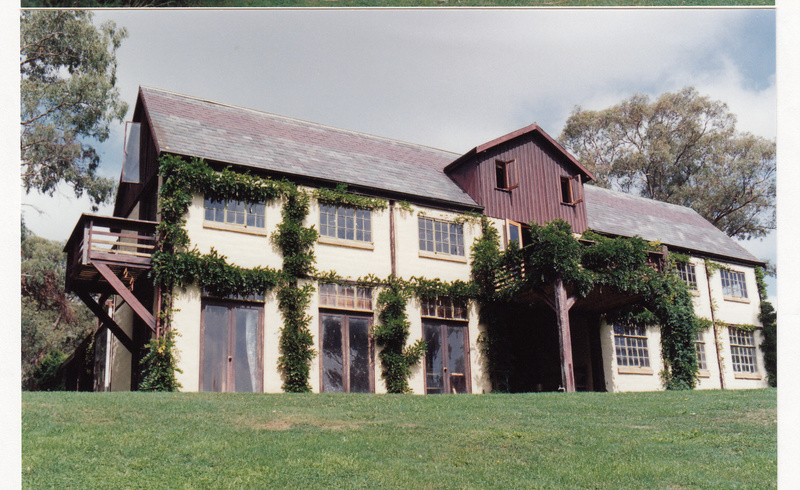 Jelbart Residential Complex 93 Arthur St Colour 5 - Shire of Eltham Heritage Study 1992