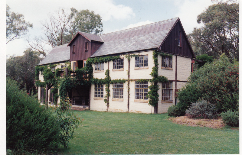 Jelbart Residential Complex 93 Arthur St Colour 11 - Shire of Eltham Heritage Study 1992