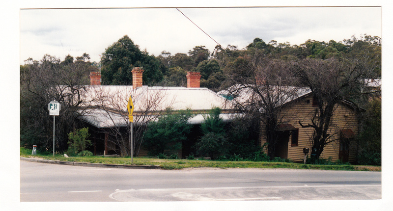Walter Withers House - Southernwood 250 Bolton St Colour 1 - Shire of Eltham Heritage Study 1992