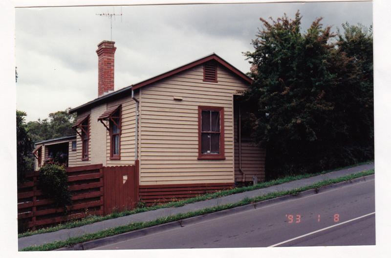 Walter Withers House - Southernwood 250 Bolton St Colour 2 - Shire of Eltham Heritage Study 1992