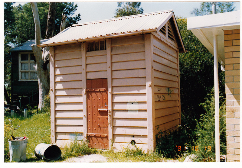 Portable timber lock-up. Main rd Eltham Colour 1 - Shire of Eltham Heritage Study, 1992