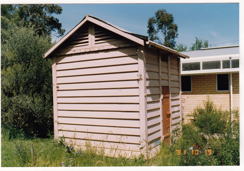 Portable timber lock-up. Main rd Eltham Colour 4 - Shire of Eltham Heritage Study, 1992