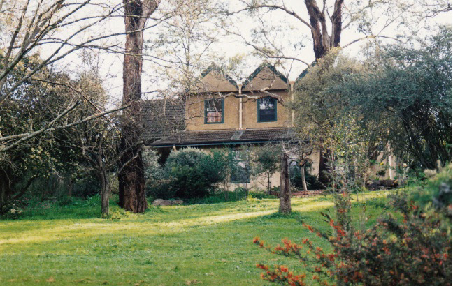 Pise House Langi Dorn 4 Fay St Colour 1 - Shire of Eltham Heritage Study 1992