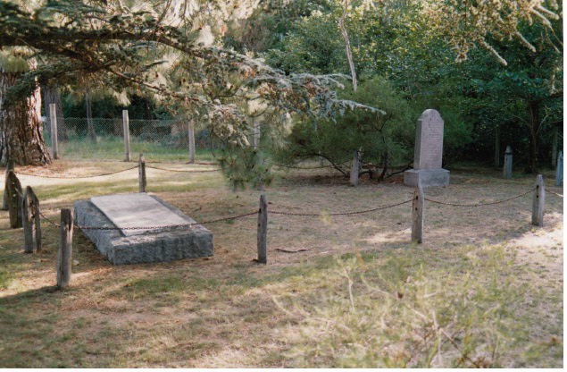 Hurst Family Cemetery Greysharps Rd Colour 1 - Shire of Eltham Heritage Study 1992