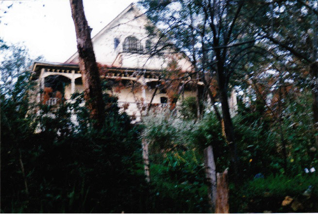 Mackey House 6 Castle Road North Warrandyte Colour 2 - Shire of Eltham Heritage Study 1992