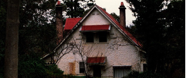 Mackey House 6 Castle Road North Warrandyte Colour 1 - Shire of Eltham Heritage Study 1992