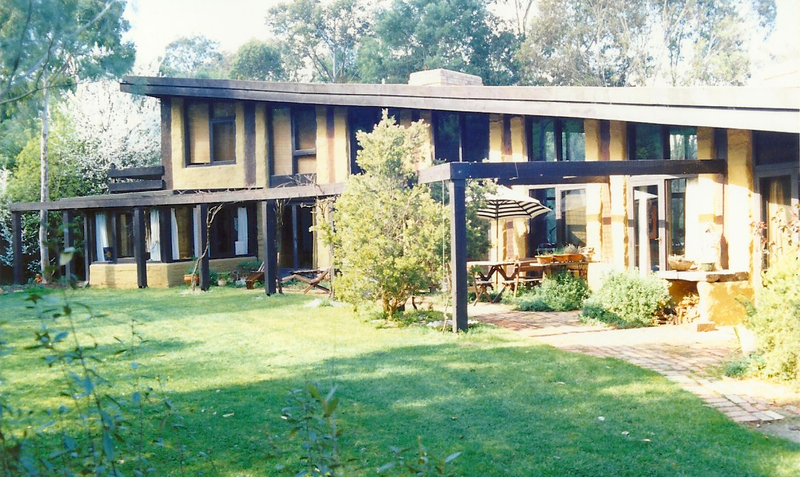 Pittard Residence 430 Mt Pleasant Rd Colour 2 - Shire of Eltham Heritage Study 1992