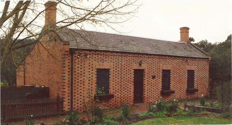 Shillinghaw Cottage Main Rd Eltham Colour 2 - Shire of Eltham Heritage Study 1992