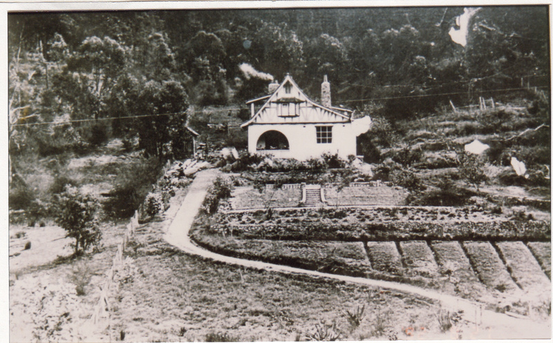 Penleigh Boyd House North Warrandyte Black &amp; White 1 - Shire of Eltham Heritage Study 1992