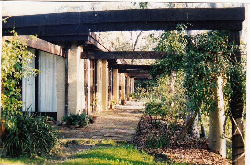 Knox Last House Office 2 King St Colour 1 - Shire of Eltham Heritage Study 1992